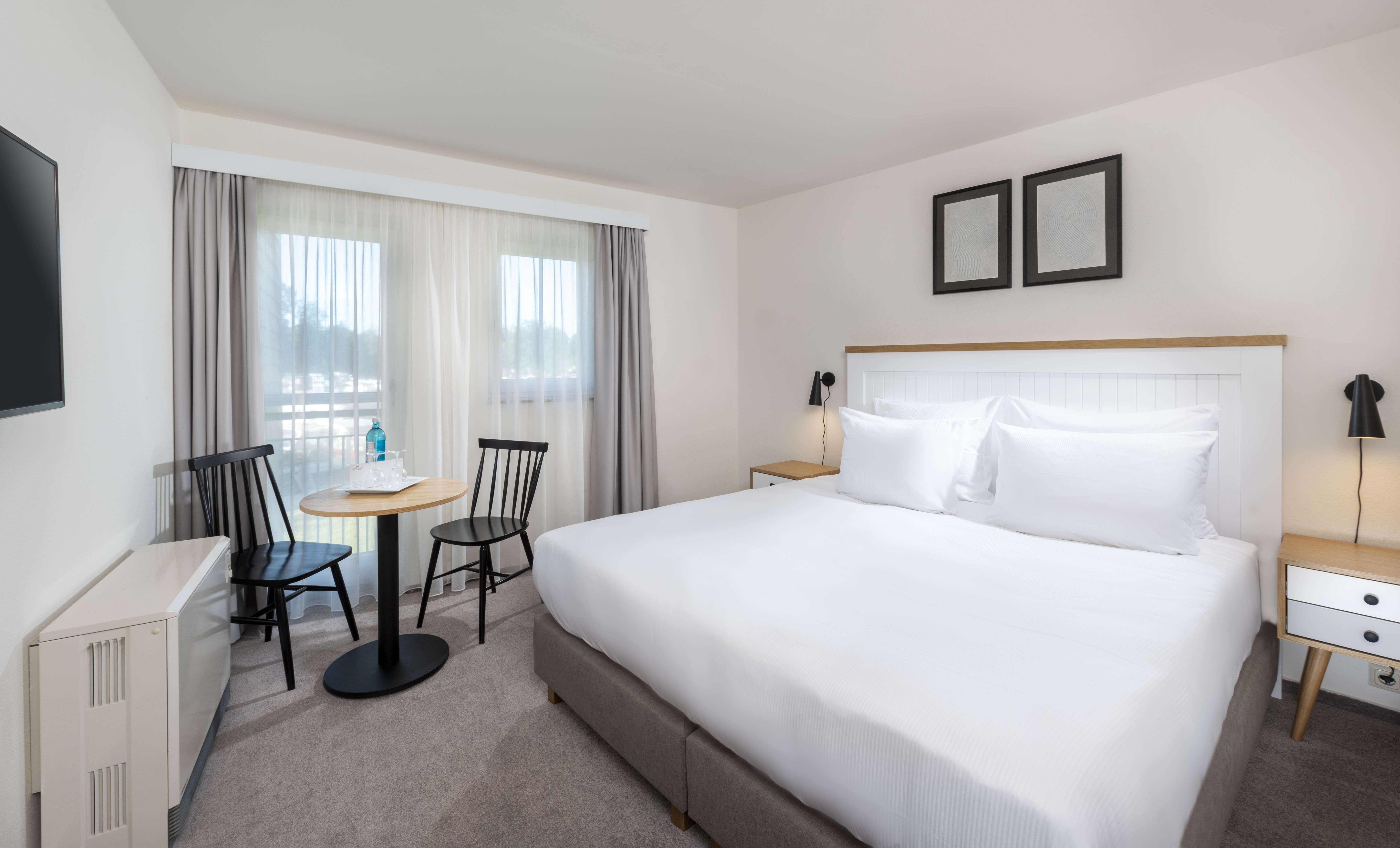 Comfortable Hotel Room